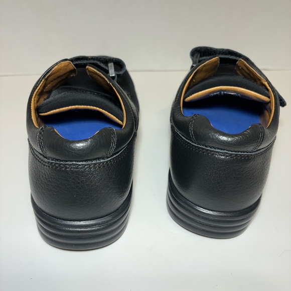 Dr Comfort Annie Black Velcro Shoe 8 1/2W Women’s Casual Diabetic Arthritis Shoe - Picture 2 of 11